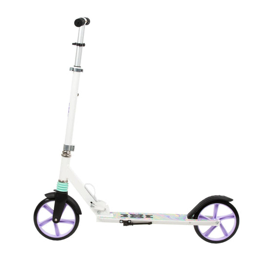 The perfect two wheel scooter for getting around the city, both for older children & adults. Durable steel and aluminum construction. Light and compact - the scooter weighs less than 4 kg. Foldable foot for easy parking. Anti-slip platform. Foot brake located above the rear wheel. Steering wheel. 3-step handlebar height adjustment in the range of 86 - 94 - 102 cm. Ergonomic handles – ensure comfortable and safe handling. The handles can be folded and placed in special mountings.