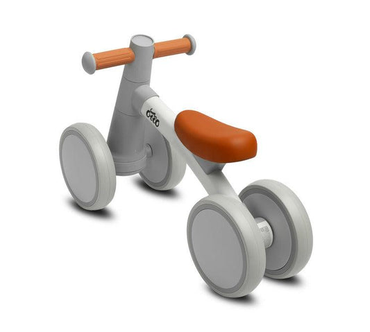 OTTO is a balance bike for the youngest, which will make learning to keep balance great fun on walks with their parents. Its metal frame ensures solidity of the structure, and the wheels made of flexible EVA foam guarantee driving comfort. OTTO is very easy to assemble, and its unusual appearance and interesting color scheme will catch the eye of every parent.