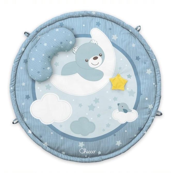 Whether your baby is lying on the belly or on the back, there is a lot to explore on the beautiful 3 in 1 baby gym that features melodies and colourful projections. On this soft padded play mat, your little one will feel comfy and safe.