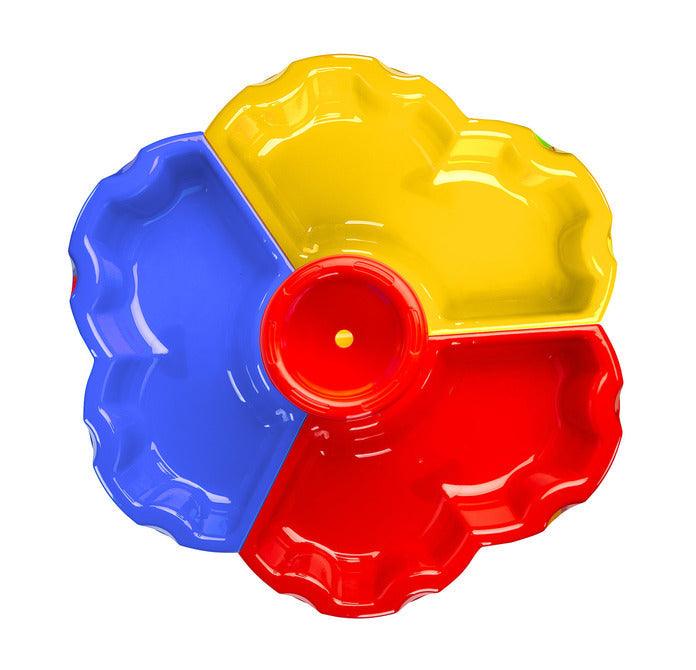 Bali is an educational table from the Toyz Actitivy series, perfect for playing at home, on the balcony or in the garden. Children can develop their curiosity about the world and play with water or sand. A rich set of accessories makes Bali absorb children for long moments. The set includes: 2 large molds (a crab and a star), a spatula and a rake, 2 buckets, a watering can and a tower with reels.