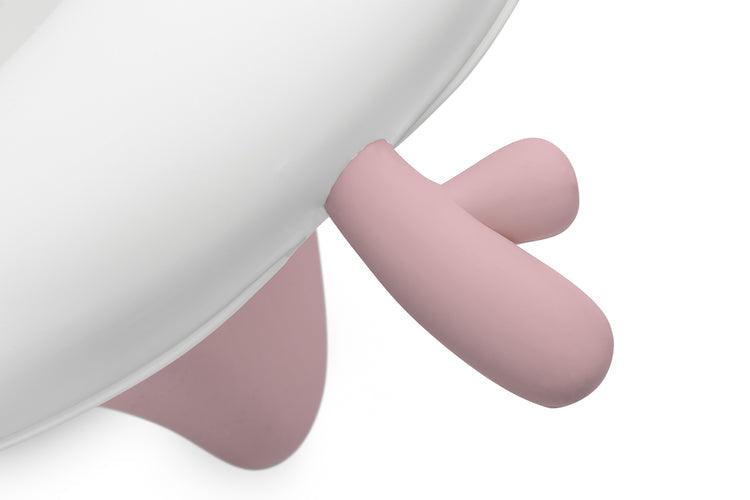 Foldable bathtub for small bathrooms and travels.It folds flat which makes it possible to save a lot of space in the apartment or a car. The bathtub has a classic shape and is decorated with cute deer horns. It can be used from the first days of baby’s life until he/she is ready for a bath in a traditional bath tub. It is made of durable and skin-friendly material. Additionally, the legs of the bathtub are equipped with anti-slip pads which prevent sliding and a blockade against self-folding.