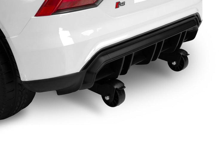 The Audi RS E-Tron GT from Toyz is a unique battery-powered vehicle for children. The design elements of the "adult" model were faithfully reproduced. The V-shaped rear beam of lights, the X-shaped headlamps and the entire body with the dynamic proportions of the GT inspired by sporty dynamics are noteworthy. As befits a real Audi sports car, it has a 4-wheel drive. Comfort and safety of play are ensured by: shock absorbers, EVA foam wheels, eco-leather seat, 3-point belts, slow start and automatic brake.