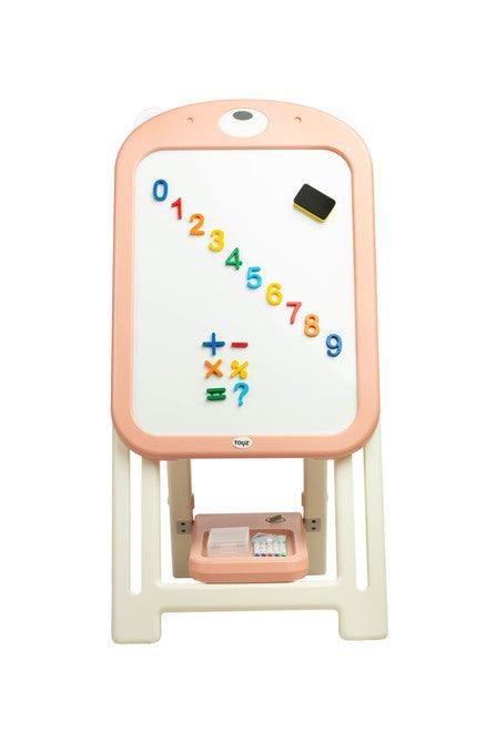 Learning to write and draw will now be easier with the TED education board from Toyz. The magnetic board equipped with a set of markers and colorful magnets also includes a chair that will allow the little artist's tired legs to rest. The look of the set will appeal to every lover of bears.