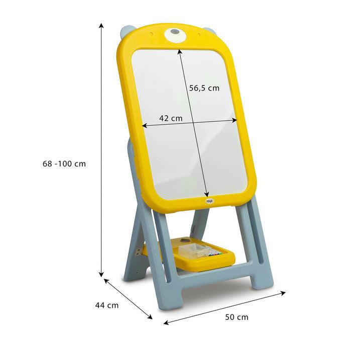 Learning to write and draw will now be easier with the TED education board from Toyz. The magnetic board equipped with a set of markers and colorful magnets also includes a chair that will allow the little artist's tired legs to rest. The look of the set will appeal to every lover of bears.