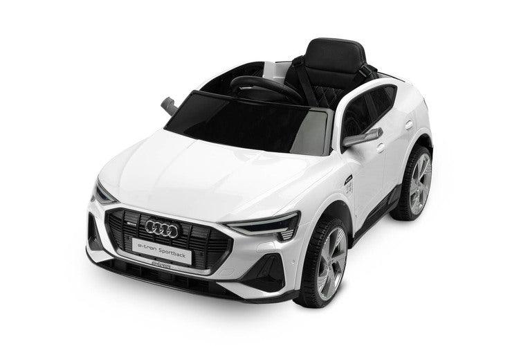 Audi E-tron Sportback is a Toyz licensed battery car that combines elegant design with the dynamism of an electric drive. Modern narrow mirrors and a combined rear light beam. The inner strength of the E-tron Sportback is the all-wheel drive with 45 W motors. They are powered by a 7 Ah battery. Comfort and safety of play are ensured by rear shock absorbers, EVA foam wheels, eco-leather seat, 3-point belts, slow start, two speed modes and an automatic brake.