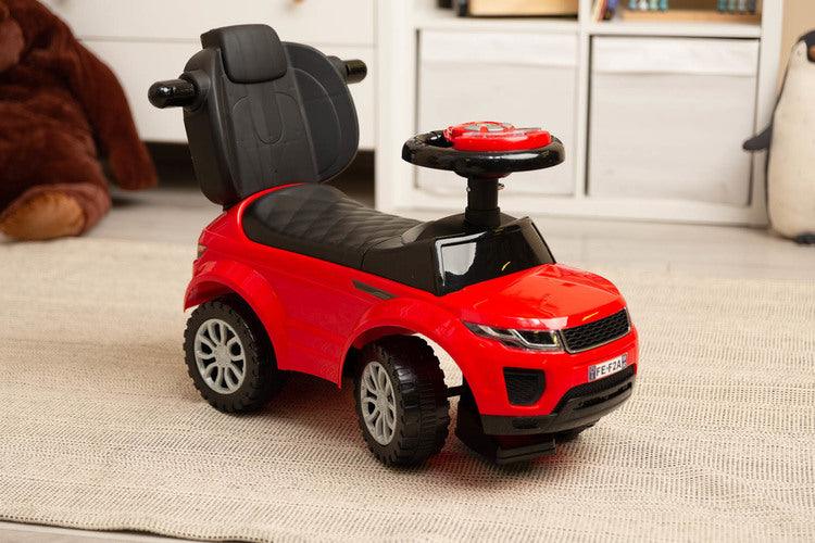 The Sport Car from Toyz is an indispensable companion for walks. Thanks to its design, it can be easily adapted to the needs of the child. It can be a pusher, a walker and a typical ride-on - just disassemble the appropriate elements. Rides have a battery-powered steering wheel with lights and sounds, and a very useful storage space under the seat. Raised rails prevent the baby from falling and block the possibility of turning the front wheels.