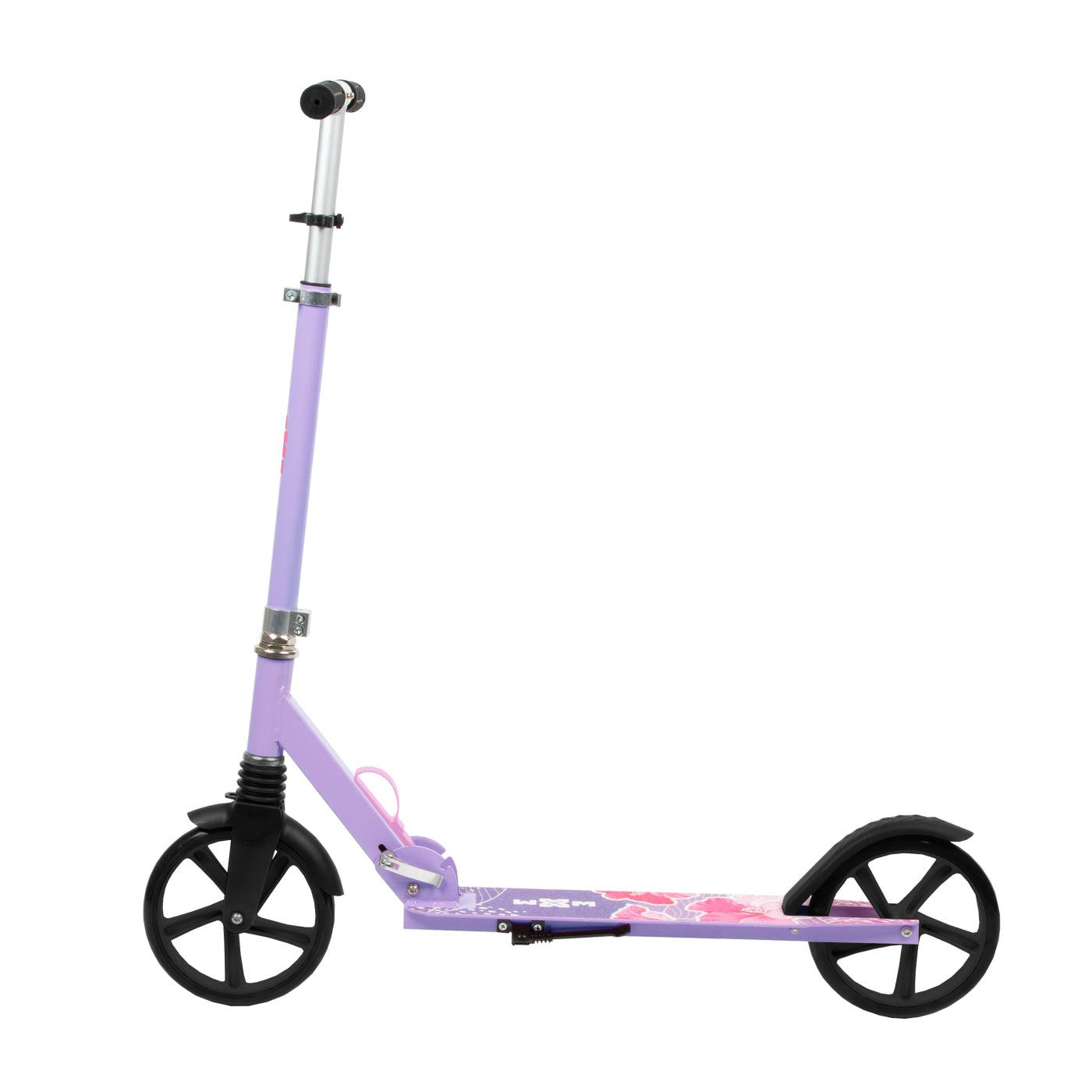The perfect scooter for getting around the city, both for older children and adults. Durable steel and aluminum construction. Light and compact - the scooter weighs less than  4 kg. Foldable foot  for easy parking. Anti-slip platform. Foot brake  located above the rear wheel. Steering wheel. 3-step  handlebar height adjustment  in the range of  86 - 94 - 102 cm. Ergonomic handles – ensure comfortable and safe handling. The handles can be folded and placed in special mountings.