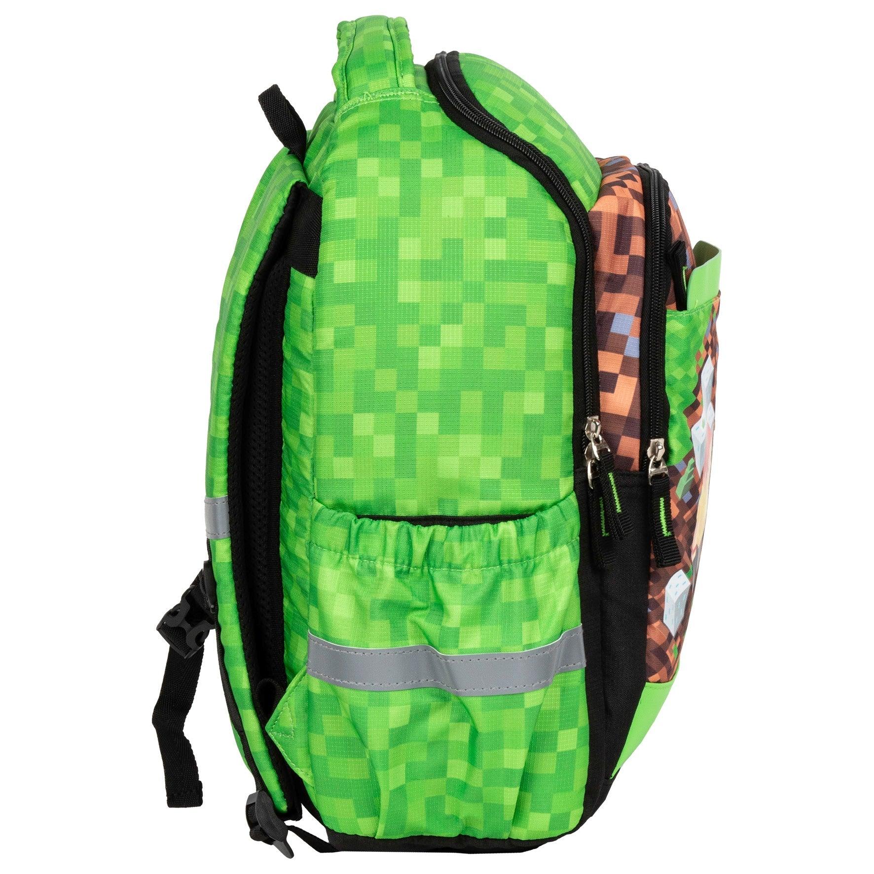 A lightweight and modern school backpack for the youngest primary school students. The backpack has a large and rigid main compartment with a compartment that will help the child keep order inside the backpack. This model also has a front pocket with an organizer and a key tag and a small pocket that can easily accommodate a lunch bag. In addition, the backpack is equipped with high-quality padded shoulder straps and an adjustable chest strap that can be individually adjusted to the child's needs.