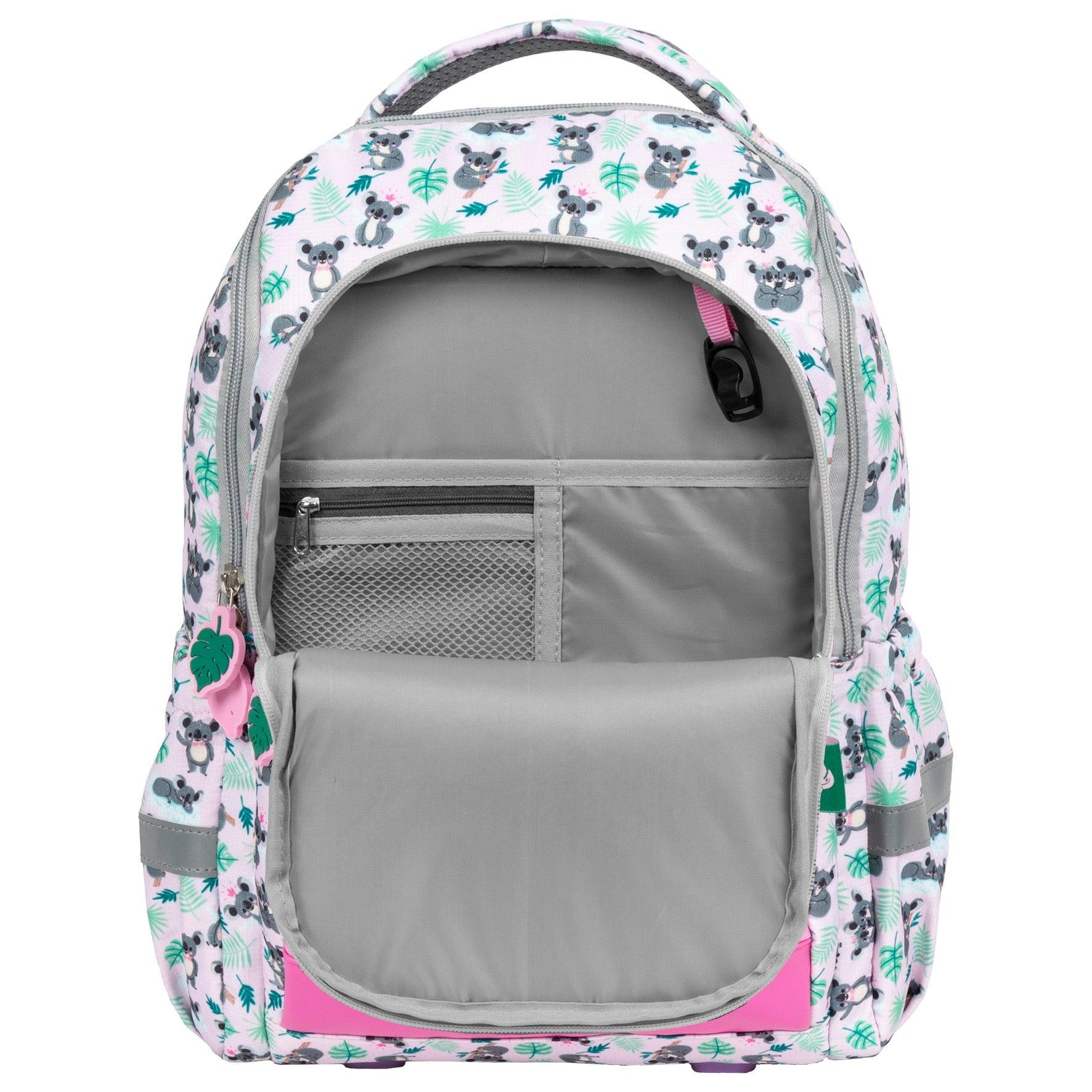 A lightweight and modern school backpack for the youngest primary school students. The backpack has a large and rigid main compartment with a compartment that will help the child keep order inside the backpack. This model also has a front pocket with an organizer and a key tag and a small pocket that can easily accommodate a lunch bag. In addition, the backpack is equipped with high-quality padded shoulder straps and an adjustable chest strap that can be individually adjusted to the child's needs.