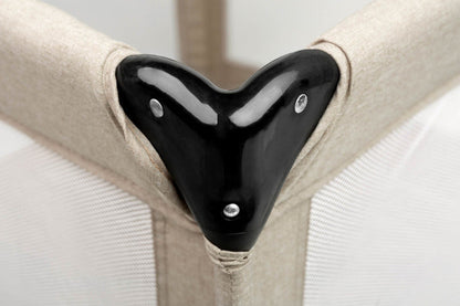 Light weight, practical and easy to operate square playpen. Quadra is perfect as a place for the baby to rest and play both at home and while travelling. Equipped with a soft mattress with a colourful design and stand-up learning handles. Matching carrier bag for easy transportation included.