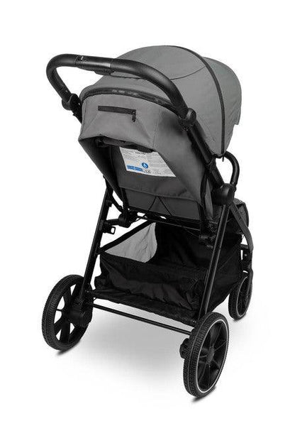 The jimbo stroller is a solid city stroller that every parent will like. It is designed to last for the entire duration of the stroller. It can be used to transport children from 6 months to 22 kg (approx 4 years). Large & amortized wheels make it easy to overcome any urban unevenness. They are made of foam and do not need to be inflated. Jimbo ensures high comfort when walking with your child. It has a comfortable seat with an adjustable footrest & a 4-step adjustment of the backrest inclination.