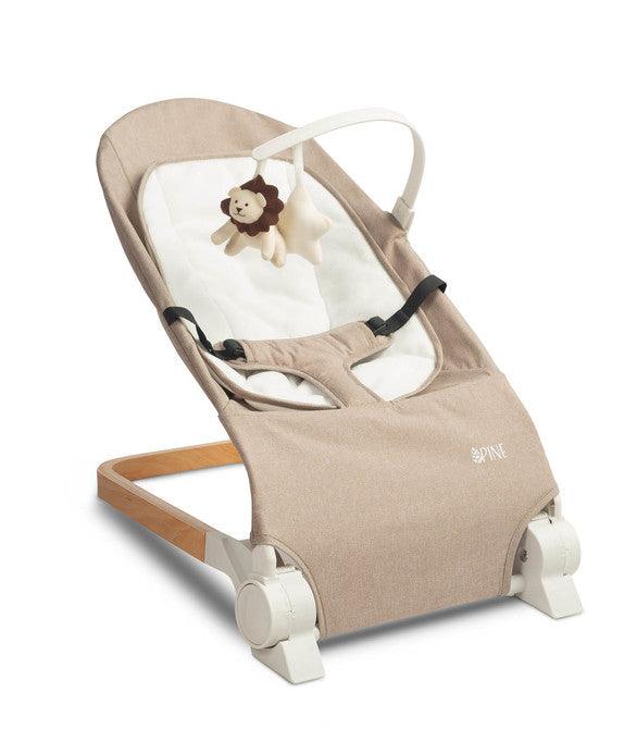 PINE from Caretero is a practical children's lounger that will be useful during everyday child care. The comfortable backrest can be adjusted to three inclination positions. The lounger is equipped with a headband with plush toys that will occupy the child's attention. A soft, removable insert will improve the baby's comfort, and the straps will ensure safety during use. The elegant wooden base is a stylish accent that fits perfectly into the decor of a children's room.