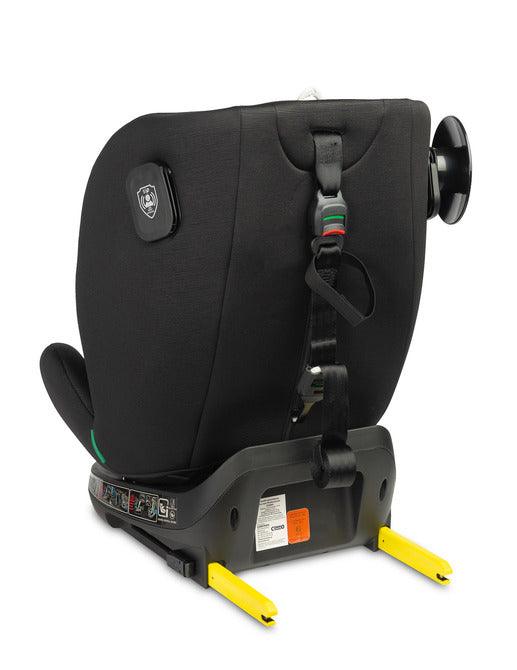 COMMO is a modern car seat with the demanding i-Size approval. The seat is intended for children from the first months of life (from 40 cm) until the moment when the seat is no longer required, i.e. when they reach 150 cm in height. Installation in the car is very easy and quick thanks to ISOFIX hooks and a Top Tether belt with an additional buckle with sound signaling. The seat can be rotated 360 degrees, making it easy to place your child in the seat.