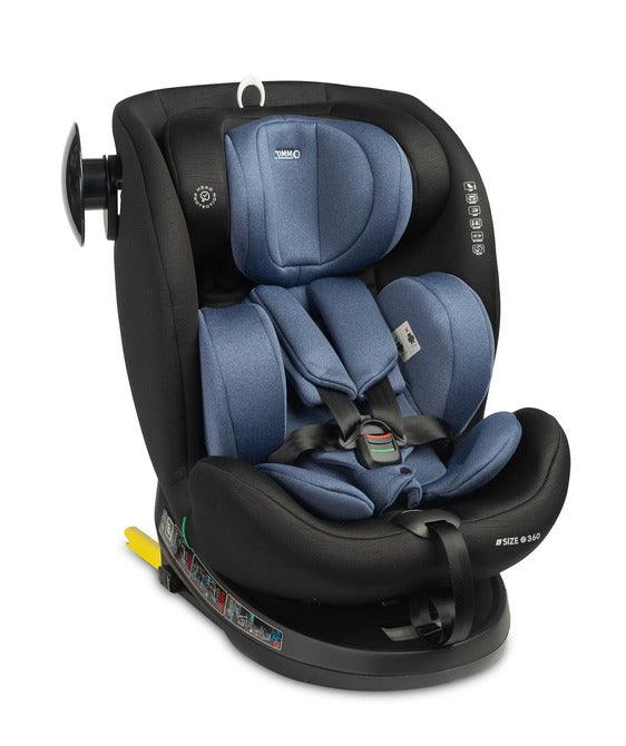 COMMO is a modern car seat with the demanding i-Size approval. The seat is intended for children from the first months of life (from 40 cm) until the moment when the seat is no longer required, i.e. when they reach 150 cm in height. Installation in the car is very easy and quick thanks to ISOFIX hooks and a Top Tether belt with an additional buckle with sound signaling. The seat can be rotated 360 degrees, making it easy to place your child in the seat.