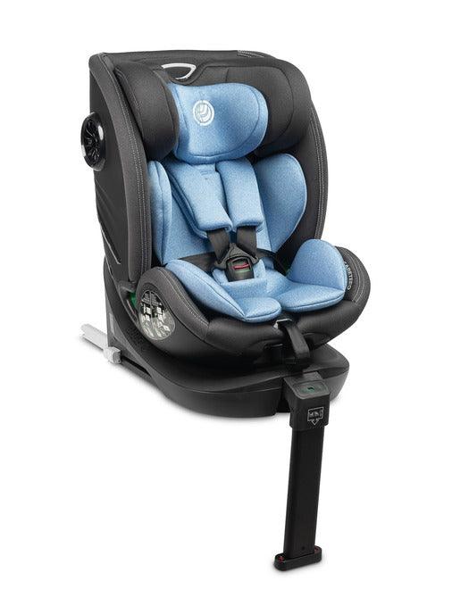 Fortis is a car seat for children with a height of 40 cm to 150 cm, which will provide comfort from the first moments of the child's life. Fortis meets i-Size approval standards, guaranteeing travel with the highest safety standards. Equipped with a stabilizing leg, it can be mounted in a car using ISOFIX hooks. The seat is equipped with an integrated button that is also responsible for adjusting the inclination and rotating the seat 360 degrees.