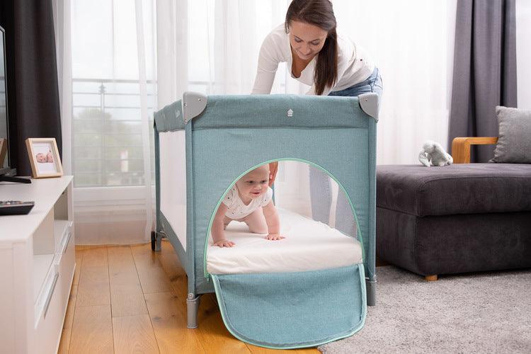 Made some smart adjustments to the well known Basic model. It turned out to be so good, we decided to award it with a big PLUS. The most important addition is the second floor lever. It helps in childcare during the early stages (up to 9 kg) making every parent's life easier. Also the wheels are a handy extra – they allow to move the playpen around with ease. Our another goal was to make the Basic PLUS playpen elegant. We used solid and durable Melange fabrics for the upholstery.