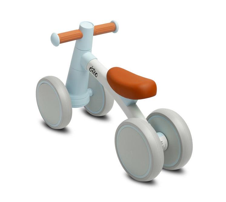 OTTO is a balance bike for the youngest, which will make learning to keep balance great fun on walks with their parents. Its metal frame ensures solidity of the structure, and the wheels made of flexible EVA foam guarantee driving comfort. OTTO is very easy to assemble, and its unusual appearance and interesting color scheme will catch the eye of every parent.