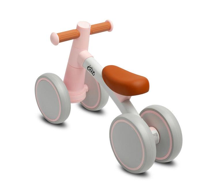 OTTO is a balance bike for the youngest, which will make learning to keep balance great fun on walks with their parents. Its metal frame ensures solidity of the structure, and the wheels made of flexible EVA foam guarantee driving comfort. OTTO is very easy to assemble, and its unusual appearance and interesting color scheme will catch the eye of every parent.
