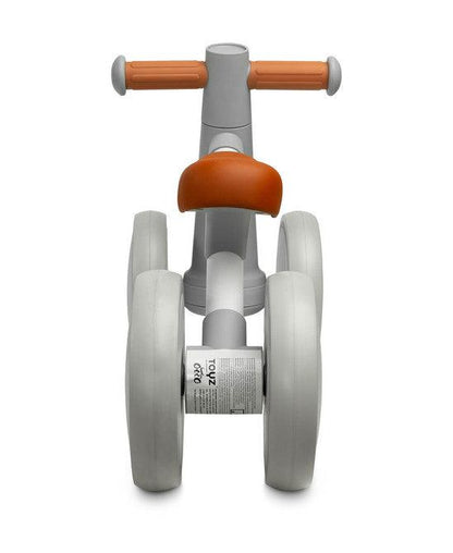OTTO is a balance bike for the youngest, which will make learning to keep balance great fun on walks with their parents. Its metal frame ensures solidity of the structure, and the wheels made of flexible EVA foam guarantee driving comfort. OTTO is very easy to assemble, and its unusual appearance and interesting color scheme will catch the eye of every parent.