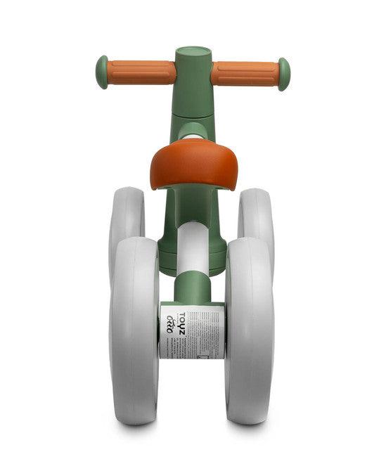 OTTO is a balance bike for the youngest, which will make learning to keep balance great fun on walks with their parents. Its metal frame ensures solidity of the structure, and the wheels made of flexible EVA foam guarantee driving comfort. OTTO is very easy to assemble, and its unusual appearance and interesting color scheme will catch the eye of every parent.