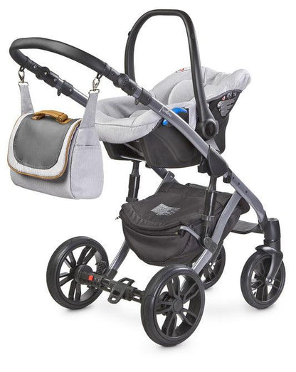 The Musca car seat is a perfect complementation of our Camini travel systems. Lightweight and can be easily installed in the car or on the stroller frame. Whenever you need to make a trip with your child, a car seat/stroller frame combo is the best option for you and your child. The Musca car seat can be used through your baby’s first year of life (until exceeding 10 kg of weight). You will always transport your child rearward-facing which is the safest option. Complies with the European norm ECE R44/04.