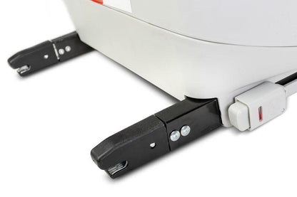 The Yoga car seat has been designed to accompany your child on journeys from birth to around 4 years. Weight categories 0-36 kg (groups 0+, I, II, III). It has 4 levels of seat inclination adjustment. The location of the center of gravity allows for a smooth and quick change of the seat inclination when the little traveler falls asleep. Yoga also has a TopTether belt and ISOFIX attachments that are released automatically using a lever mounted under the seat. 