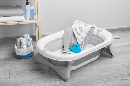 Foldable bathtub for small bathrooms and travels.It folds flat which makes it possible to save a lot of space in the apartment or a car.  The bathtub has a classic shape and is decorated with cute deer horns. It can be used from the first days of baby’s life until he/she is ready for a bath in a traditional bath tub. It is made of durable and skin-friendly material. Additionally, the legs of the bathtub are equipped with anti-slip pads which prevent sliding and a blockade against self-folding.