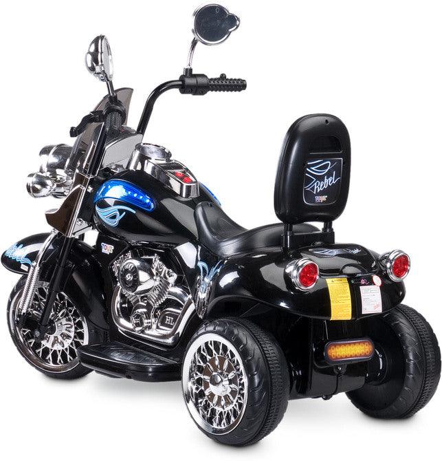 Rebel is a perfect choice for those little motorbike-lovers. This large ride-on-vehicle will accompany your child for many years of fun and adventure. Rebel is propelled with two electric motors (30 Watts total), supplied with a 7Ah battery.