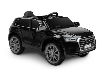 The Audi Q5 is a licensed battery vehicle that combines the comfort of an SUV with the sportiness of the Audi brand. The comfort of play is increased by a comfortable eco-leather seat, 5-point seat belts, EVA foam wheels and shock absorbers. Q5 is powered by 2 dynamic 35W motors and a 7Ah battery, which guarantees a long ride.The time spent behind the wheel will be made more pleasant by the multimedia panel with built-in melodies and AUX (mini jack) and USB (mp3 files) inputs.