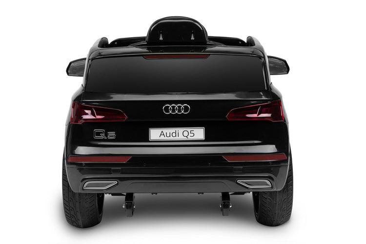 The Audi Q5 is a licensed battery vehicle that combines the comfort of an SUV with the sportiness of the Audi brand. The comfort of play is increased by a comfortable eco-leather seat, 5-point seat belts, EVA foam wheels and shock absorbers. Q5 is powered by 2 dynamic 35W motors and a 7Ah battery, which guarantees a long ride.The time spent behind the wheel will be made more pleasant by the multimedia panel with built-in melodies and AUX (mini jack) and USB (mp3 files) inputs.