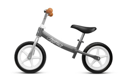 BRASS is a balance bike that will help your child learn to keep balance and will provide many hours of fun walking with parents. Its metal frame is designed to be inverted and to better adjust the height of the saddle and handlebars to the height of the little cyclist. The wheels of the bicycle are made of EVA foam, so that flat tire is not an option. High ride comfort, even on uneven surfaces, provided by the rubber, foam-filled wheels of the balance bike.