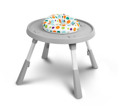 Velmo is a high chair that combines modern style with functionality. Thanks to their simple design, they can be quickly adapted to the needs of the child. With a few movements (without removing the legs) it turns from a high chair into a stylish chair + table set. Velmo is made of high quality materials, which makes it durable and safe. The Velmo feeding chair is intended for children who can sit up unaided, aged from 6 months to approx. 3-4 years, weighing up to 15 kg.