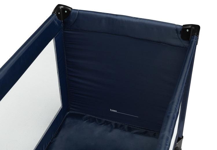 KEY travel cot is a good solution for travel and at home. The cot has a simple, solid structure, which, combined with the ease of use and low weight of the product, will work in any situation. The cot is equipped with a 120x60cm mattress and a transport bag, which are perfect for guest conditions.