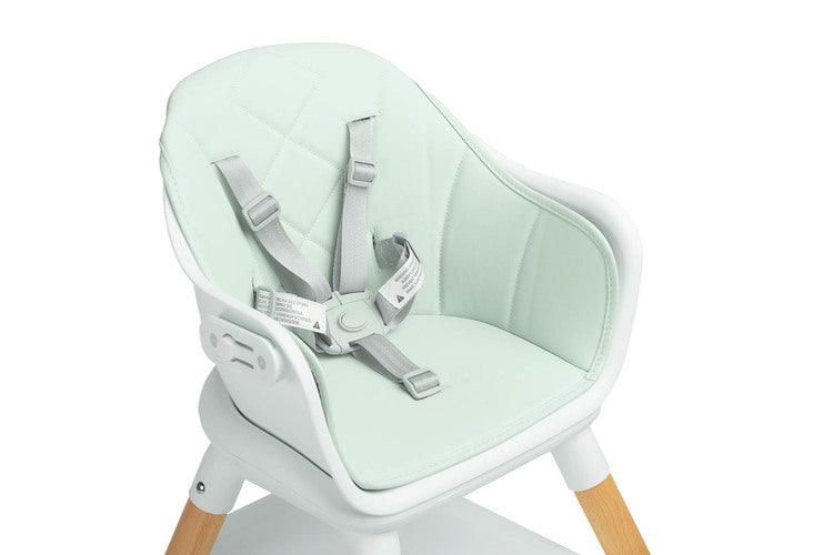 Bravo is a high chair that makes it easy for small children to sit together with adults. The elegant look and delicate colors will appeal not only to fans of Scandinavian design. Bravo can be used in many ways: with the function of a high chair, a low seat and a stool (high and low). It has two levels of footrest adjustment (16 cm and 24 cm) ensuring comfort for older children. During feeding, the profiled tray ensures that nothing will spill onto the floor.