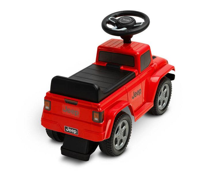 The Jeep Rubicon children's ride by Toyz combines off-road design and high quality workmanship. It will help in learning to move independently and will give a lot of fun while playing. The ride-on has a steering wheel with two sound-producing buttons. Under the seat there is a storage for toys.