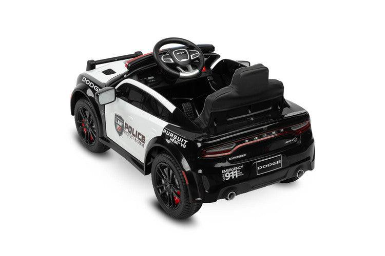 Dodge Charger Police from Toyz is a licensed battery carrier modeled on the iconic American car. The youngest users will be able to feel like American policemen. They will hear the sound of the V8 engine. To go in pursuit, all you have to do is turn on the police lights with a siren with one button. Two powerful 40W motors will help in chasing criminals, and stopping them will be facilitated by a microphone with a megaphone built into the vehicle. Comfort and safety are ensured by EVA foam wheels.