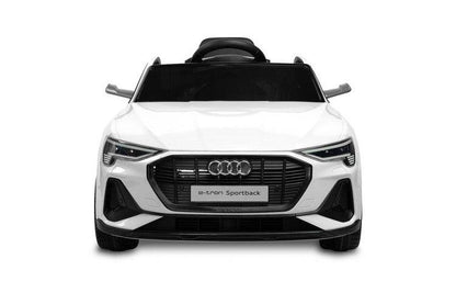 Audi E-tron Sportback is a Toyz licensed battery car that combines elegant design with the dynamism of an electric drive. Modern narrow mirrors and a combined rear light beam. The inner strength of the E-tron Sportback is the all-wheel drive with 45 W motors. They are powered by a 7 Ah battery. Comfort and safety of play are ensured by rear shock absorbers, EVA foam wheels, eco-leather seat, 3-point belts, slow start, two speed modes and an automatic brake.