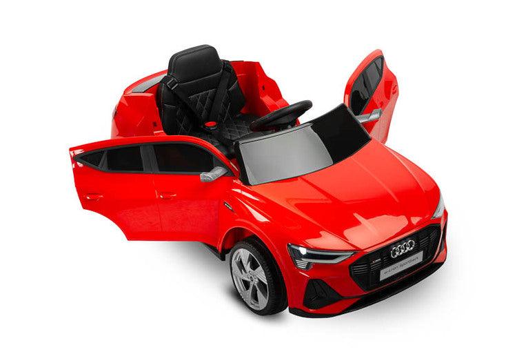 Audi E-tron Sportback is a Toyz licensed battery car that combines elegant design with the dynamism of an electric drive. Modern narrow mirrors and a combined rear light beam. The inner strength of the E-tron Sportback is the all-wheel drive with 45 W motors. They are powered by a 7 Ah battery. Comfort and safety of play are ensured by rear shock absorbers, EVA foam wheels, eco-leather seat, 3-point belts, slow start, two speed modes and an automatic brake.