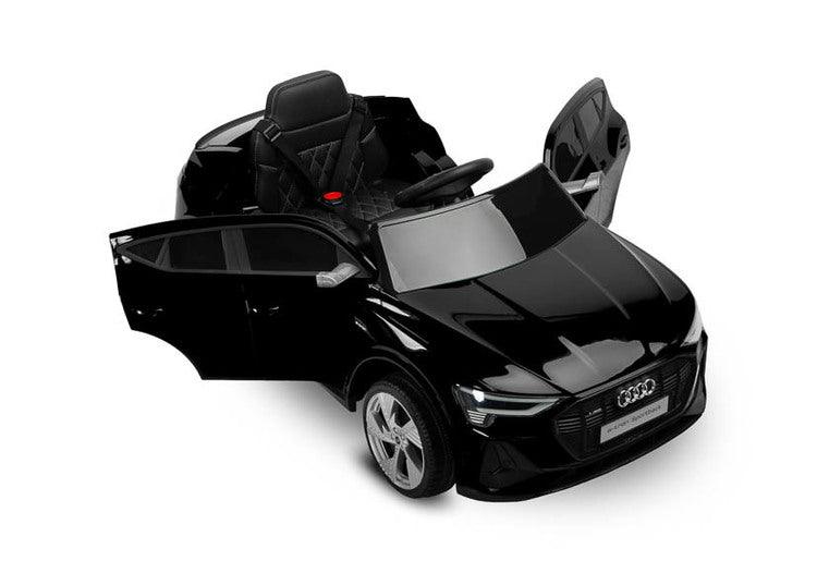 Audi E-tron Sportback is a Toyz licensed battery car that combines elegant design with the dynamism of an electric drive. Modern narrow mirrors and a combined rear light beam. The inner strength of the E-tron Sportback is the all-wheel drive with 45 W motors. They are powered by a 7 Ah battery. Comfort and safety of play are ensured by rear shock absorbers, EVA foam wheels, eco-leather seat, 3-point belts, slow start, two speed modes and an automatic brake.