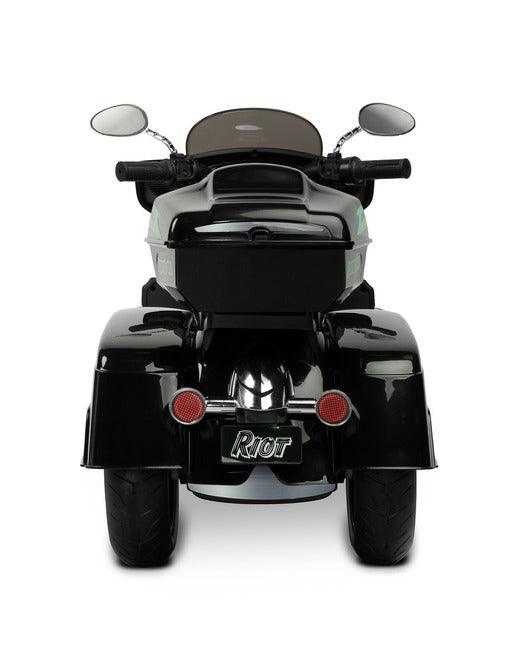 Riot is a unique three-wheeled motorcycle from Toyz, thanks to which children will be able to experience a motorcycle adventure. Just like a real motorcycle, the Riot has an easy-to-use handlebar throttle and brake pedal. Driving comfort is guaranteed by solid EVA foam wheels, a comfortable eco-leather seat and a multimedia panel with bluetooth. There is also a horn button in the multimedia panel, and a siren button in the police model.