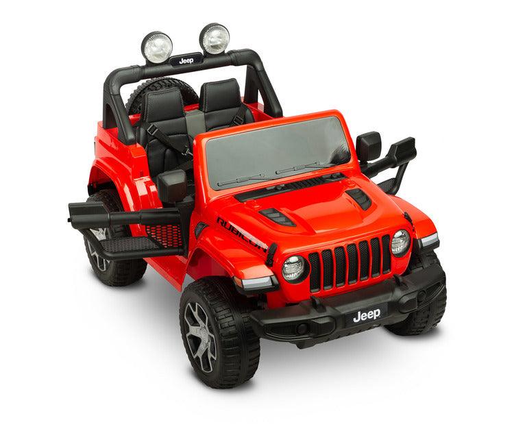 Jeep Rubicon is a battery vehicle, which is a licensed version of the well-known off-roader. The faithful reproduction of the Jeep's appearance will delight both small drivers and parents. Driving comfort is ensured by rear axle shock absorption and a seat with eco-leather upholstery. Easier off-road driving will be ensured by 4 motors driving 30-centimeter wheels made of EVA foam.