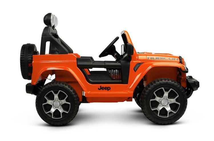 Jeep Rubicon is a battery vehicle, which is a licensed version of the well-known off-roader. The faithful reproduction of the Jeep's appearance will delight both small drivers and parents. Driving comfort is ensured by rear axle shock absorption and a seat with eco-leather upholstery. Easier off-road driving will be ensured by 4 motors driving 30-centimeter wheels made of EVA foam.