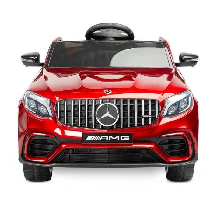 The Mercedes AMG GLC 63S is a Toyz licensed battery vehicle, which is modeled on the expressive and dynamic SUV of the German brand. The distinctive body line and unique design of the lights prove its uniqueness. The seat is covered with eco-leather and has 5-point safety belts with overlays on the shoulders.The comfort of the ride is ensured by the foam wheels, while parents will love the retractable wheels for easy carrying and the remote control.