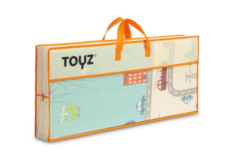 The TOYZ multifunctional mat is the perfect solution for organizing a play corner for children. It has many advantages that give it an advantage over material mats: it does not wrinkle or roll up, it is very difficult to move and it is easy to keep it clean. Its dimensions of 200 x 180 cm provide plenty of space for playing or learning to walk. Because it is made of thick XPE foam, it will ensure a soft landing in the event of a fall, and it will also insulate against the cold.