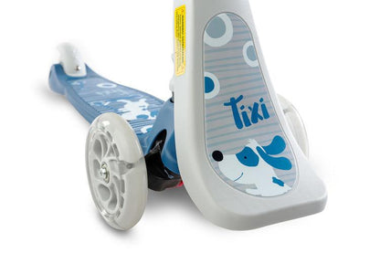 Tixi is a three-wheeled scooter, which provides great fun for your children from age 3 up to 12 years old. The load limit up to 50 kg. Tixi is a product that cares for the child's motor development through twisting, which is performed by balancing the body. The scooter is equipped with a height-adjustable steady handle, and a folding seat (2-3 years old, max 20 kg) thanks to which the child can rest. The scooter has rubber wheels with build-in light.