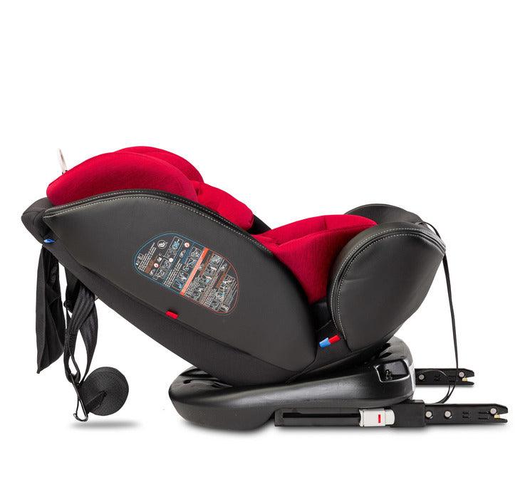 Mundo is a car seat for little globetrotters. It is intended for children from 0 to 36 kg. The seat can be used from the birth to, until it is no longer required. We combine safety and comfort with contemporary styling. Thanks to the seat that rotates 360 °, changing the position in relation to the direction of travel and placing the child in the seat is much easier. On the other hand, a special reduction insert and a pillow allow you to place the baby in an optimal position. ECE R44 / 04 standard. 