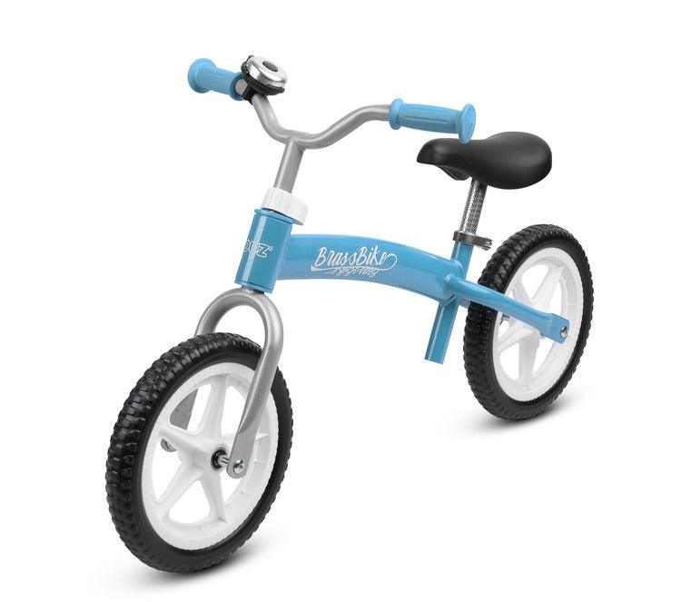 BRASS is a balance bike that will help your child learn to keep balance and will provide many hours of fun walking with parents. Its metal frame is designed to be inverted and to better adjust the height of the saddle and handlebars to the height of the little cyclist. The wheels of the bicycle are made of EVA foam, so that flat tire is not an option. High ride comfort, even on uneven surfaces, provided by the rubber, foam-filled wheels of the balance bike.