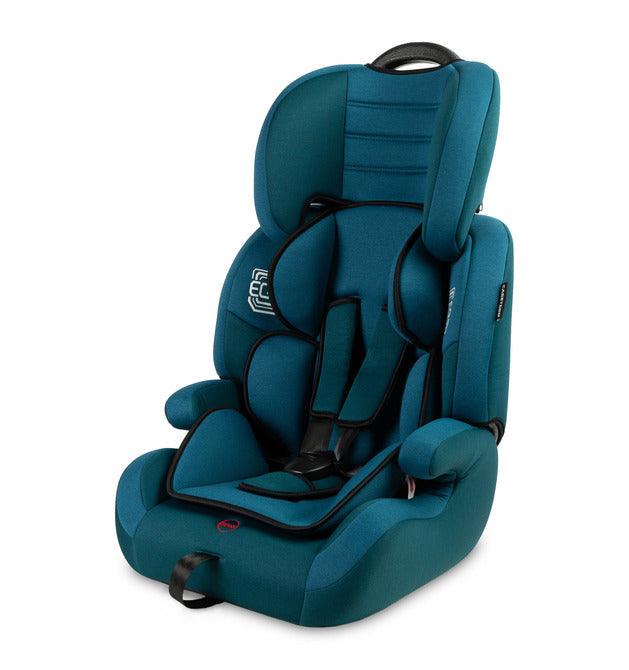 Egis is a car seat of the weight category 9-36 kg (group: 1, 2, 3), which combines ease of assembly with the convenience of the child, ensuring a high level of travel comfort. The seat is equipped with a reduction insert for the youngest passengers, an adjustable headrest and 5-point harness. Upholstery pleasant to the touch and comfortable armrests are additional advantages of Egis.