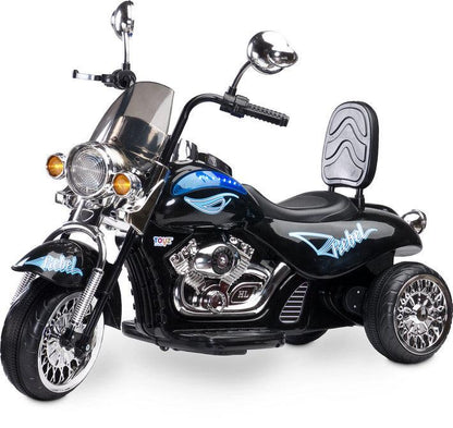 Rebel is a perfect choice for those little motorbike-lovers. This large ride-on-vehicle will accompany your child for many years of fun and adventure. Rebel is propelled with two electric motors (30 Watts total), supplied with a 7Ah battery.